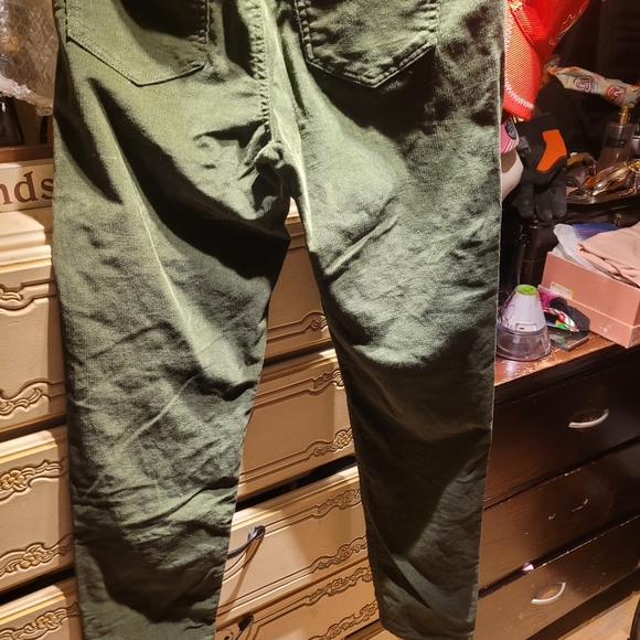 Cords - Picture 2 of 8